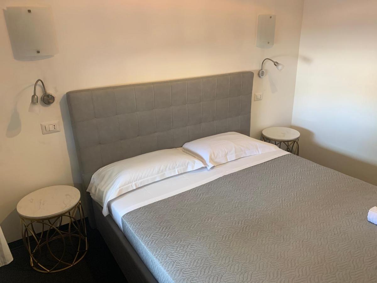Lungotevere Collection Suite Rom Exterior foto